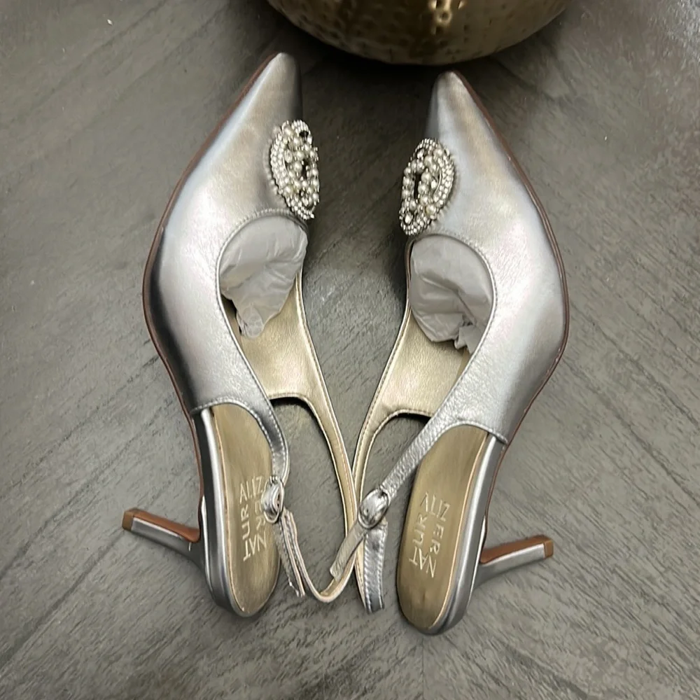 NATURALIZER EMILY EMBELLISHED SLINGBACK HEELS (WIDE)